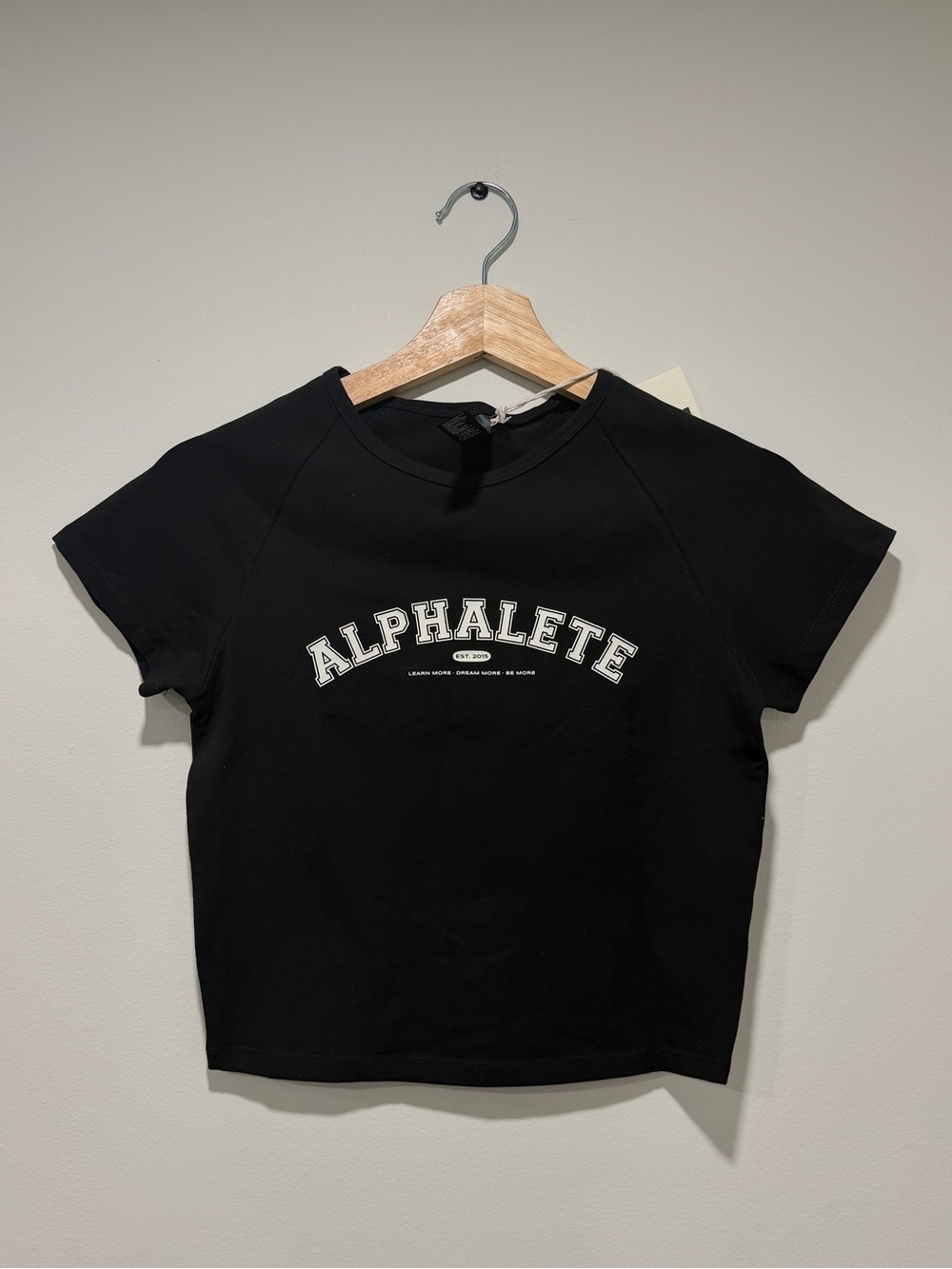 Alphalete Black Cropped Logo Tee - Women's